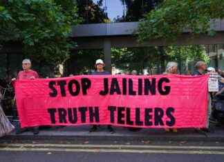 İklim Protestomda Tutuklanmam, ‘Sosyal Kıvılcım Noktası’ Teorisinin Sorununu Gösteriyor iklim-protestomda-tutuklanmam-sosyal-kvlcm-noktas-teorisinin-sorununu-gsteriyor