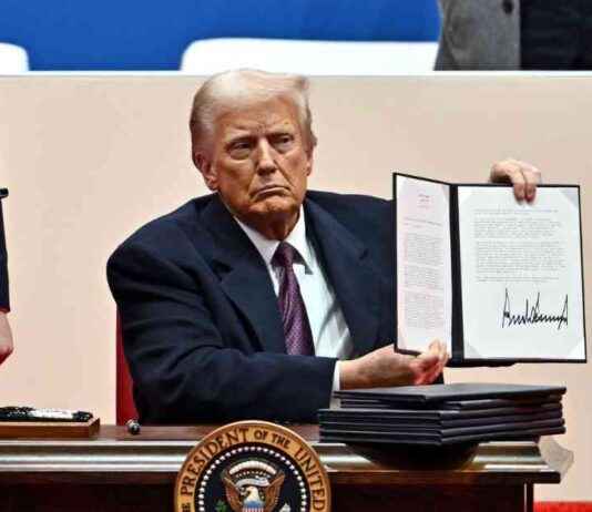 Trump, Fazla Fosil Yakıt Üretimini İtmek İçin Enerji Acil Durumu İlan Ediyor trump-fazla-fosil-yakt-retimini-itmek-iin-enerji-acil-durumu-ilan-ediyor