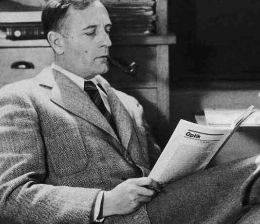 Edwin Hubble’un Büyük Tartışması: Tek Mi Yoksa Çok Mu Galaksi? edwin-hubbleun-byk-tartmas-tek-mi-yoksa-ok-mu-galaksi