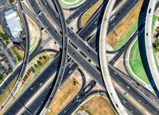 Trafik Sorunlarına Çözüm: Trafik Sıkışıklığı Ücretlendirme ile Giderilir trafik-sorunlarna-zm-trafik-skkl-cretlendirme-ile-giderilir