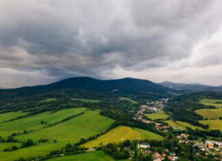 Peç Modasında Şaşırtıcı Trendler ve Şıklığın Sırları Neler?