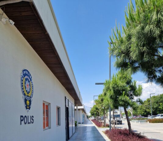 Gizli Polis Dedektif Kimdir? Şaşırtıcı Gerçekler ve İpuçları